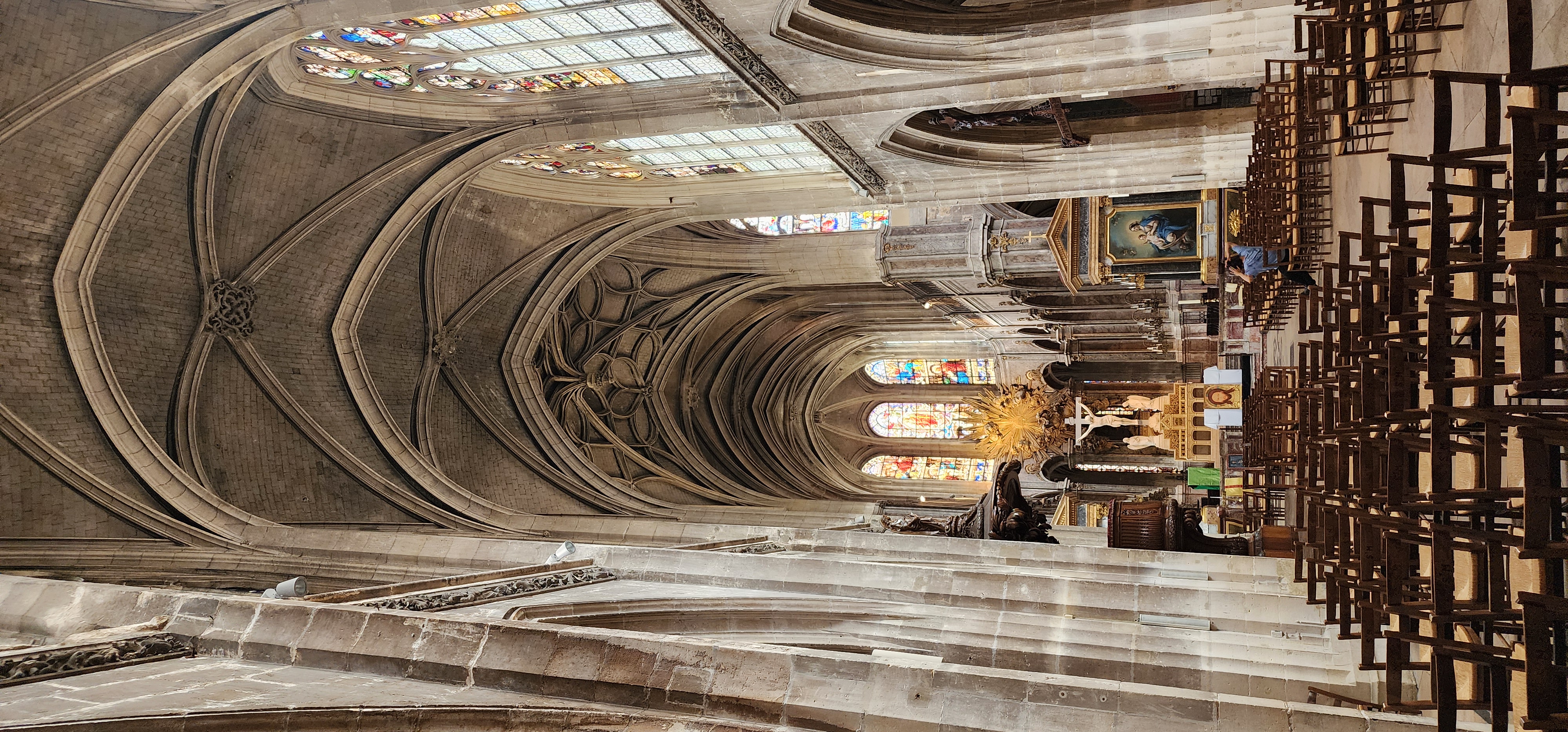 St Merri interior
